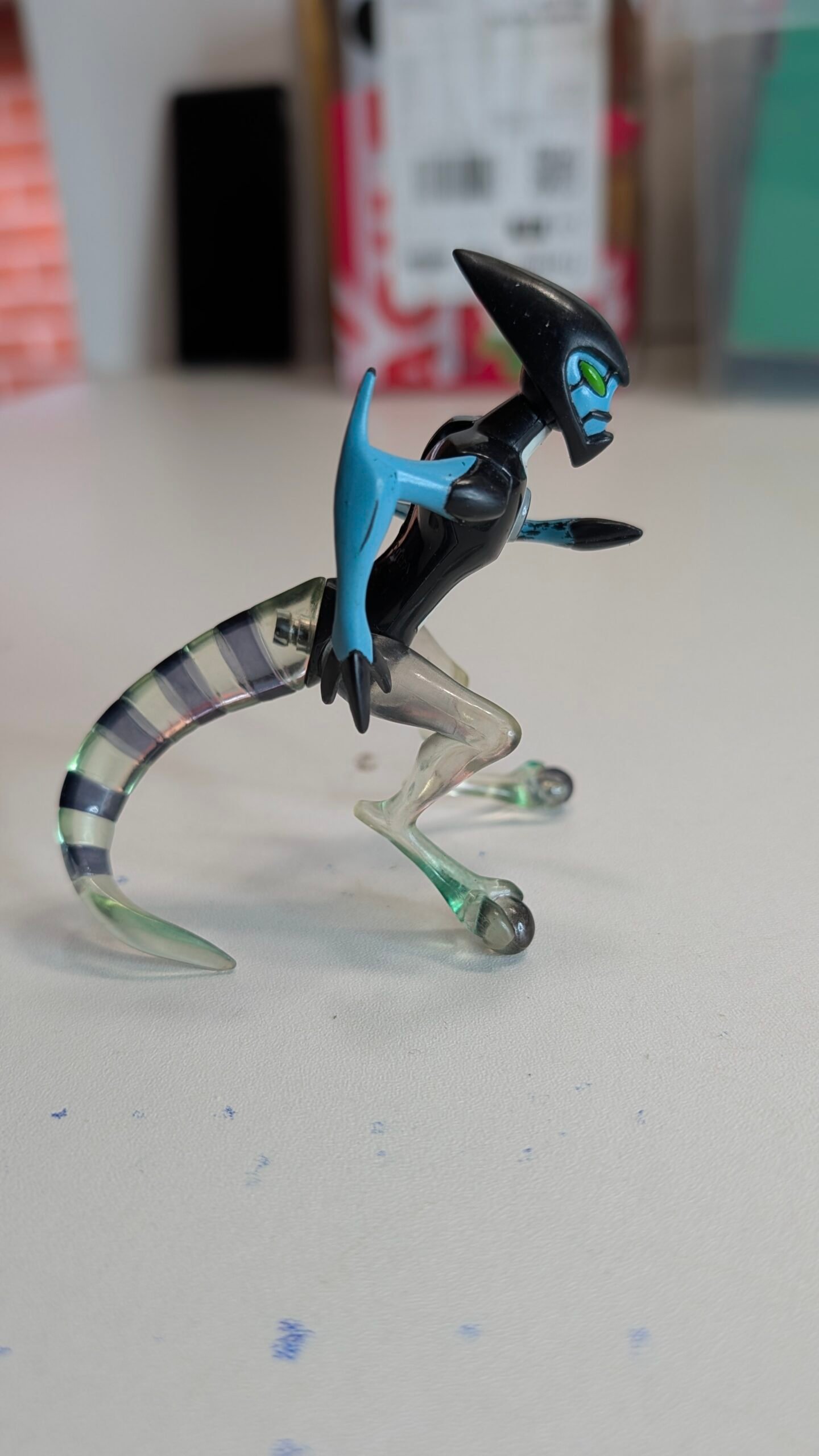 FIGURA BEN 10 XLR8 COM RABO - 21 GRAMAS - USADO (UK) PREÇO DO FRETE NA DESCRIÇÃO - Imagem 4