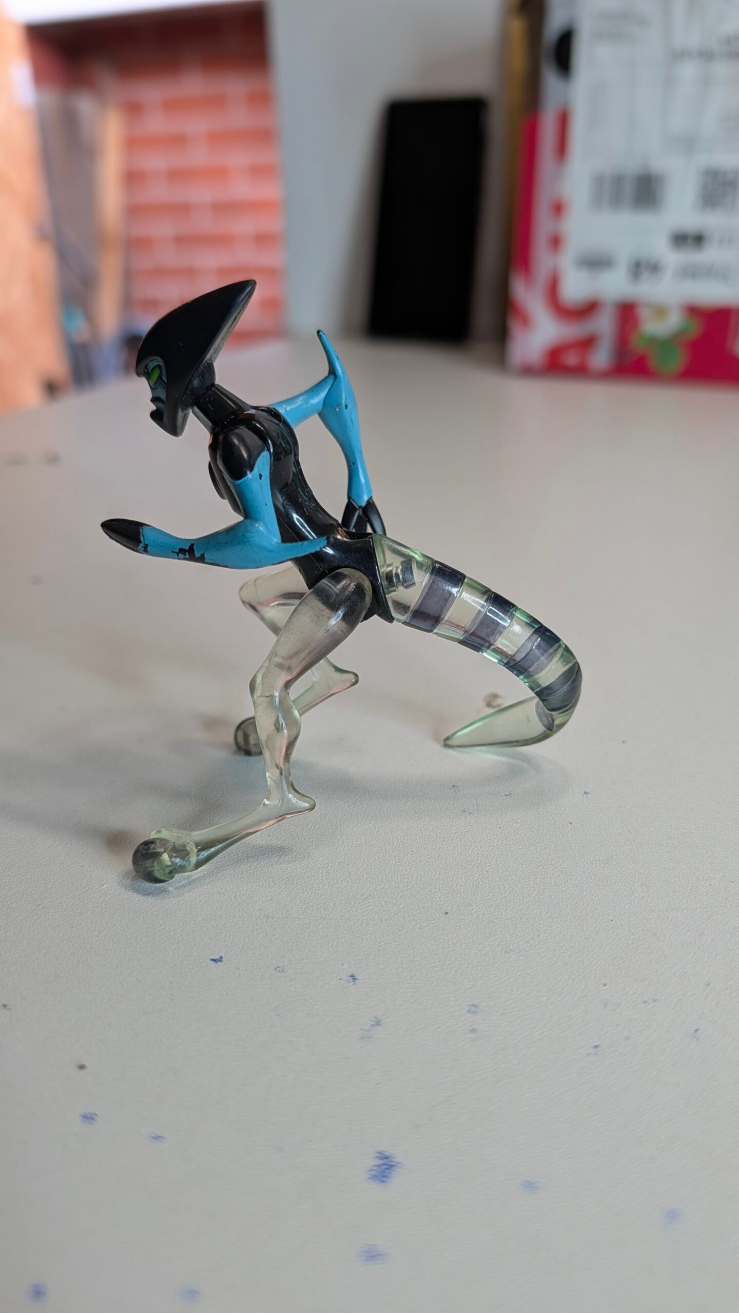 FIGURA BEN 10 XLR8 COM RABO - 21 GRAMAS - USADO (UK) PREÇO DO FRETE NA DESCRIÇÃO - Imagem 5